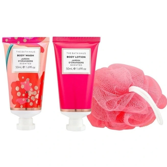 Pampered Beauty Cosmetic Bag NWT - Picture 3 of 3